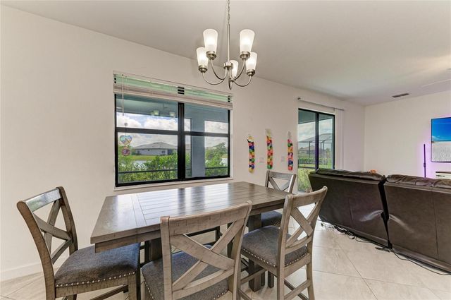 5325 CORAL REEF WAY, Bradenton, FL 34211