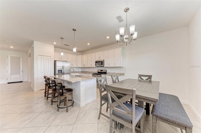 5325 CORAL REEF WAY, Bradenton, FL 34211