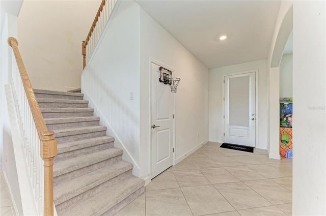 5325 CORAL REEF WAY, Bradenton, FL 34211