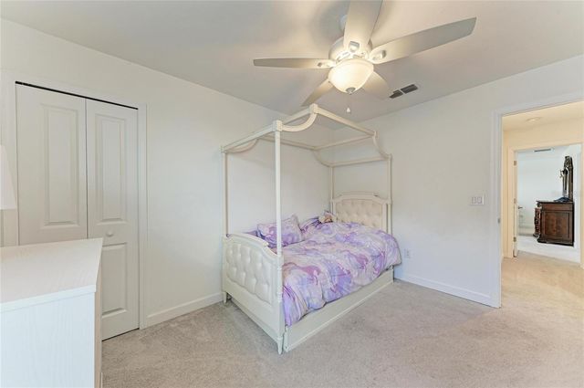 5325 CORAL REEF WAY, Bradenton, FL 34211
