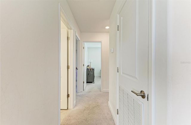 5325 CORAL REEF WAY, Bradenton, FL 34211