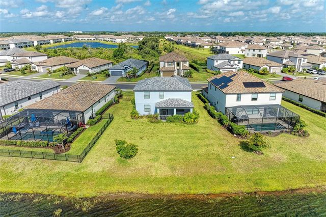 5325 CORAL REEF WAY, Bradenton, FL 34211