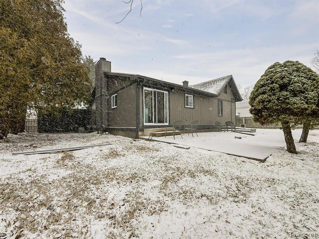 28139 Greening Street, Farmington, MI 48334