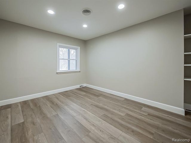 28139 Greening Street, Farmington, MI 48334