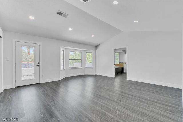 9504 Treasure Beach Court, Las Vegas, NV 89117