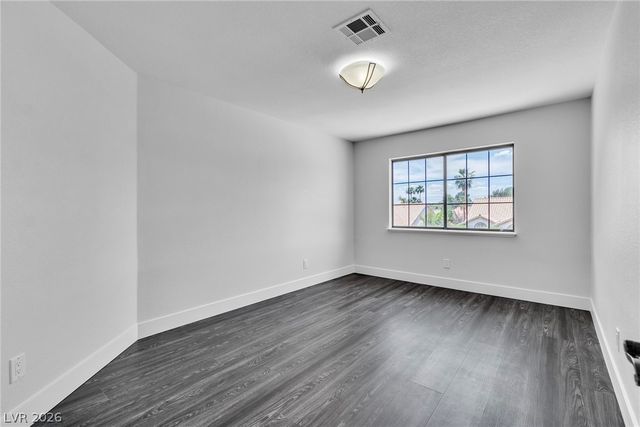 9504 Treasure Beach Court, Las Vegas, NV 89117