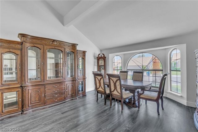 9504 Treasure Beach Court, Las Vegas, NV 89117