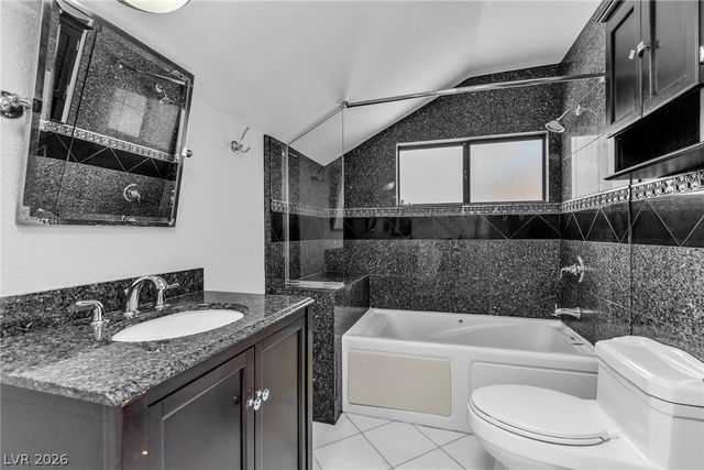 9504 Treasure Beach Court, Las Vegas, NV 89117