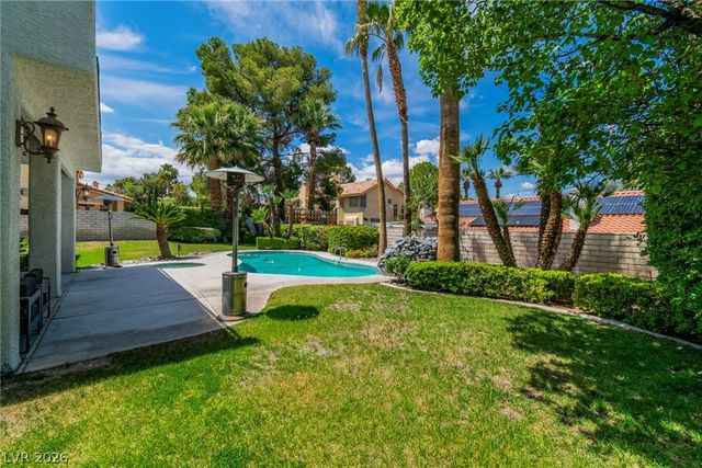 9504 Treasure Beach Court, Las Vegas, NV 89117