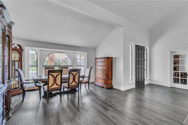 9504 Treasure Beach Court, Las Vegas, NV 89117