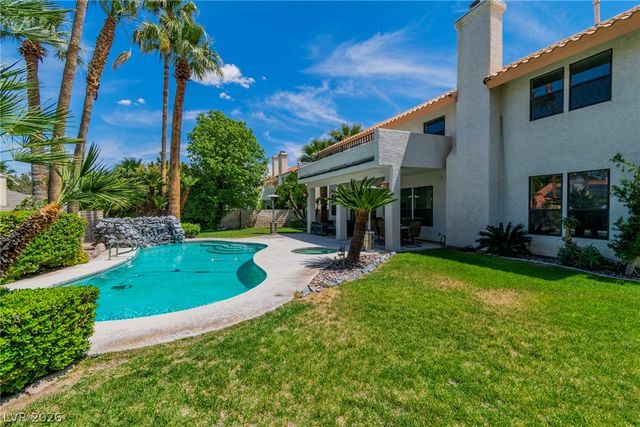 9504 Treasure Beach Court, Las Vegas, NV 89117
