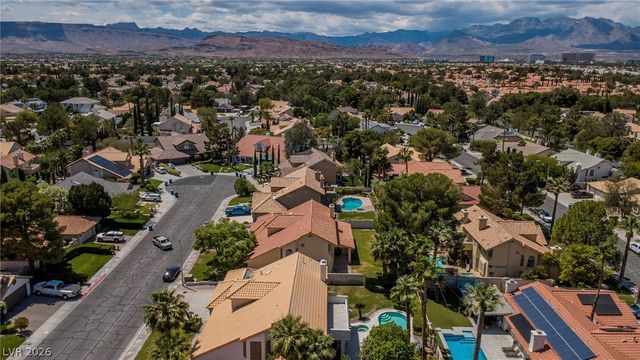 9504 Treasure Beach Court, Las Vegas, NV 89117