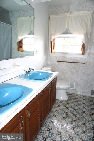 2200 ELDER DR, Wilmington, DE 19808