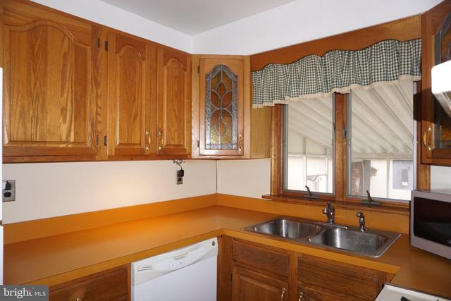 2200 ELDER DR, Wilmington, DE 19808