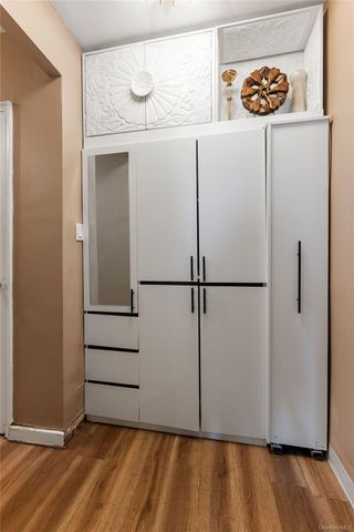 83-33 Austin Street 3D, Kew Gardens, NY 11415