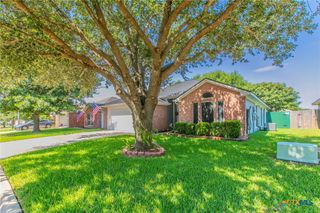 1702 Wood Creek Drive, Temple, TX 76502
