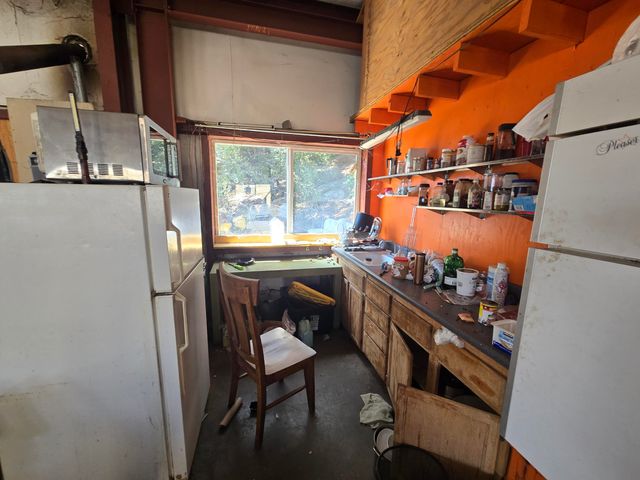 4800 Hansen Ranch Road, Piercy, CA 95587