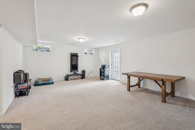 991 COASTAL AVE, Stafford, VA 22554