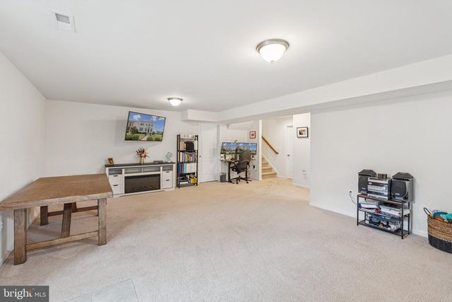 991 COASTAL AVE, Stafford, VA 22554