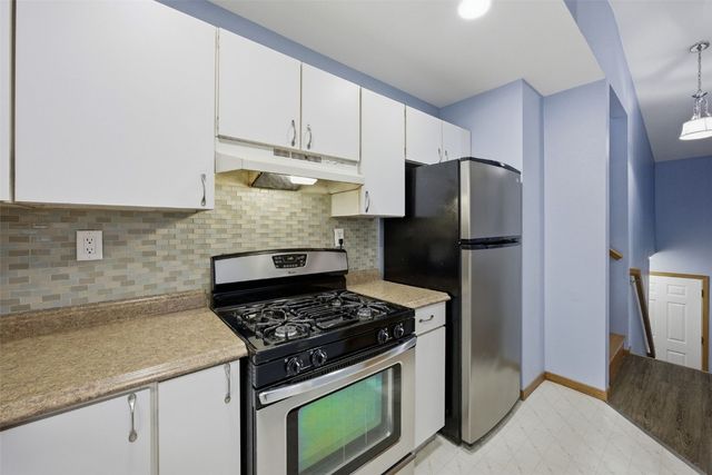 2242 13th st, Coralville, IA 52241