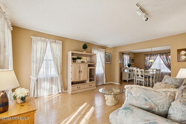 118 Solar Drive, Brick, NJ 08724