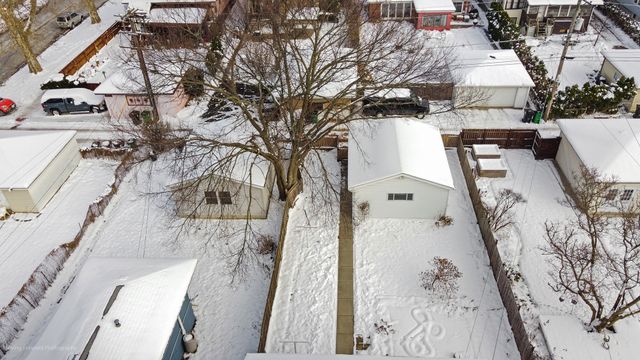 3107 S Wenonah Avenue, Berwyn, IL 60402