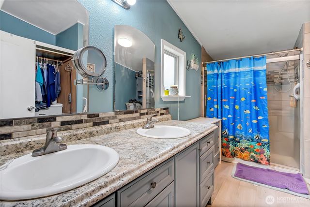 1112 106th St Ct E, Tacoma, WA 98445