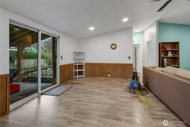 1112 106th St Ct E, Tacoma, WA 98445