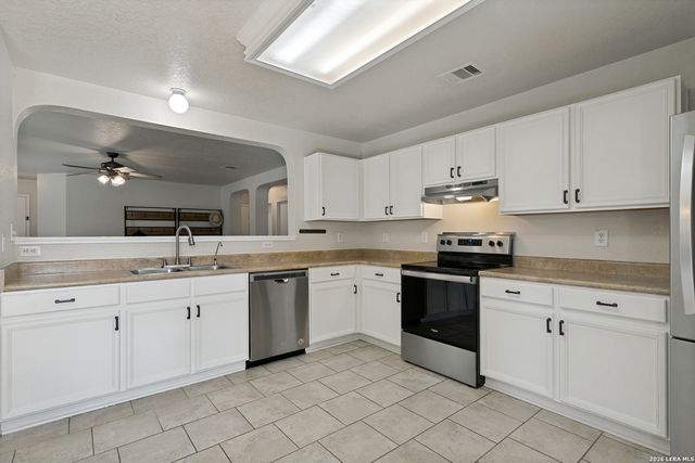 11326 LIBERTY FIELD, San Antonio, TX 78254