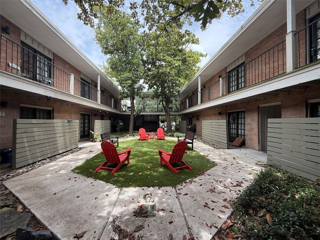 1801 Cortlandt Street 17, Houston, TX 77008