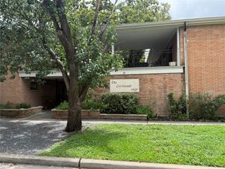 1801 Cortlandt Street 17, Houston, TX 77008