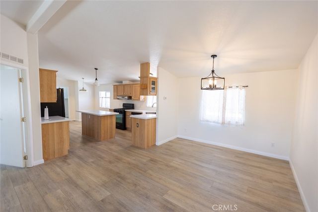 23301 Ridge Route 24, Laguna Hills, CA 92653