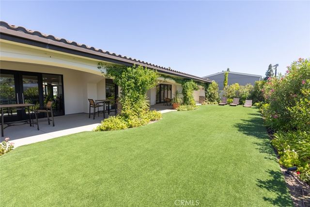 23301 Ridge Route 24, Laguna Hills, CA 92653