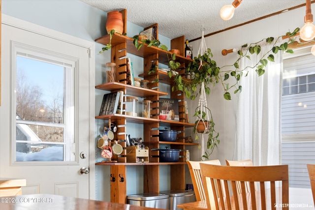 1051 E 26th Avenue, Anchorage, AK 99508