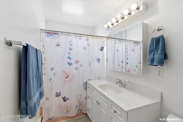 1051 E 26th Avenue, Anchorage, AK 99508