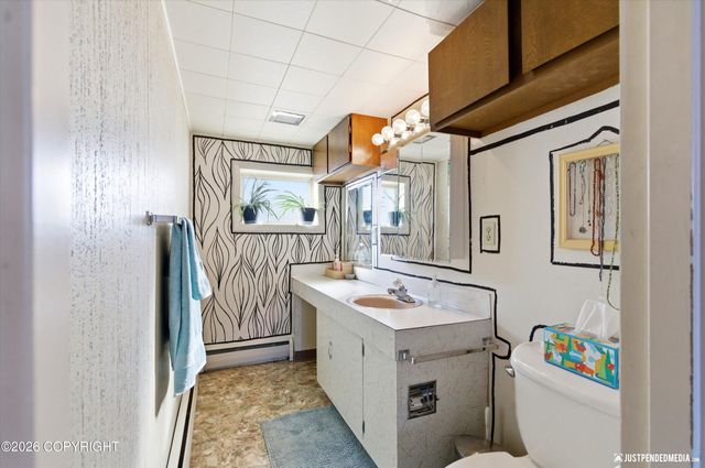 1051 E 26th Avenue, Anchorage, AK 99508