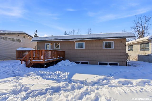 1051 E 26th Avenue, Anchorage, AK 99508