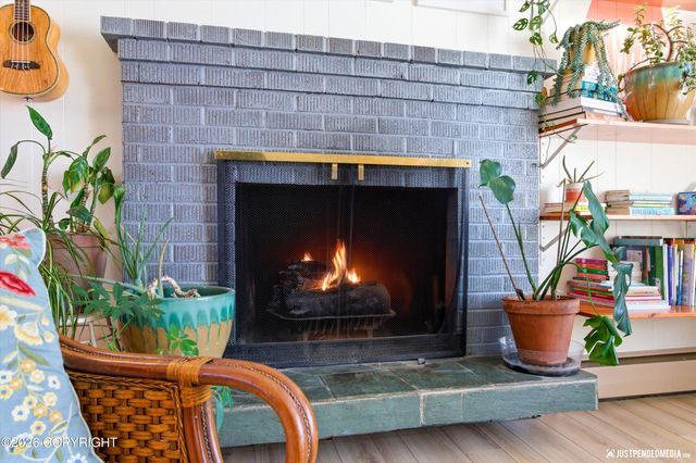 1051 E 26th Avenue, Anchorage, AK 99508