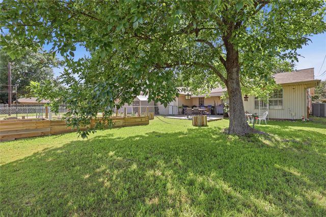 1614 Luza Street, Bryan, TX 77802