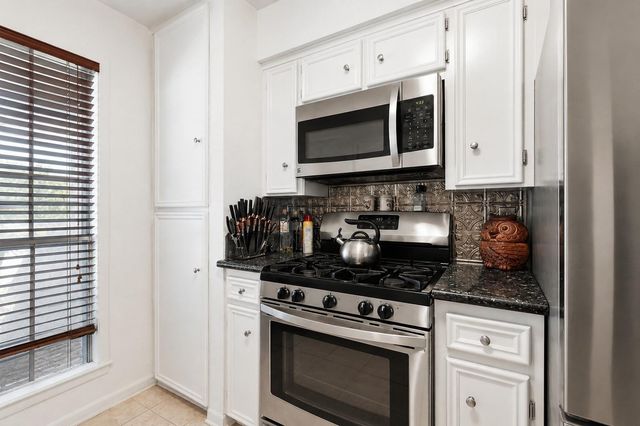 1614 Luza Street, Bryan, TX 77802