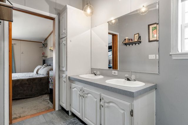 1645 Highgate Road, Highgate, VT 05478