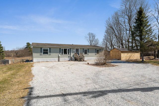 1645 Highgate Road, Highgate, VT 05478