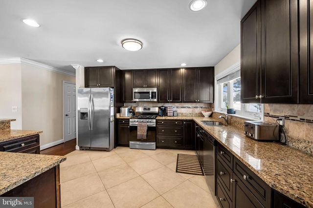 9514 HOLIDAY MANOR RD, Nottingham, MD 21236