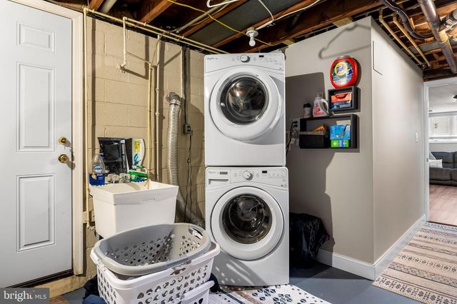 9514 HOLIDAY MANOR RD, Nottingham, MD 21236