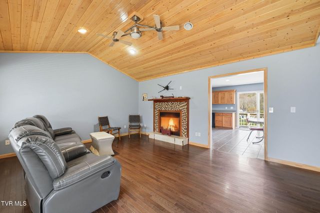 419 Cove Creek Road, Roan Mountain, TN 37687