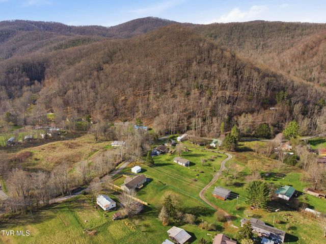 419 Cove Creek Road, Roan Mountain, TN 37687