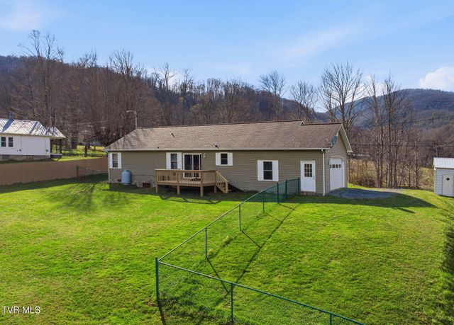 419 Cove Creek Road, Roan Mountain, TN 37687