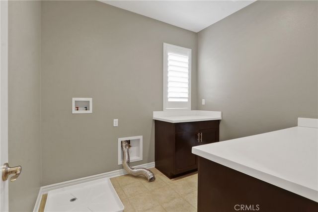618 S Lakeshore Drive, Anaheim, CA 92806