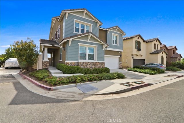 618 S Lakeshore Drive, Anaheim, CA 92806