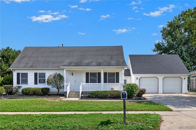 218 Summit Avenue, West Seneca, NY 14224